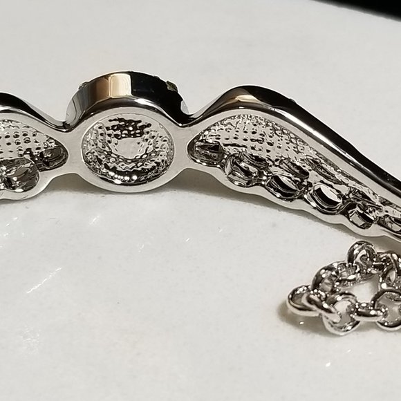 Angel Wings Design Bracelet Friendship Gift ideas Monday Noon New Old Stock - Picture 14 of 15